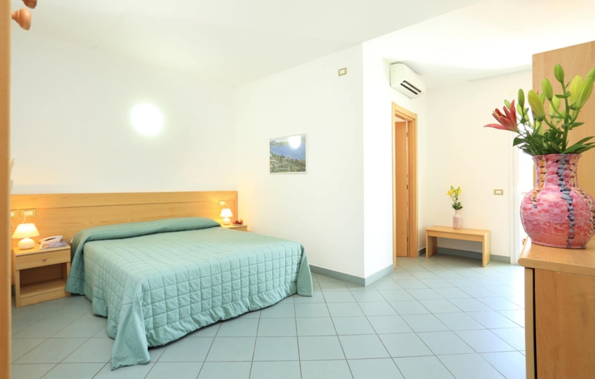 Hotel Soleado Alghero Esterno foto