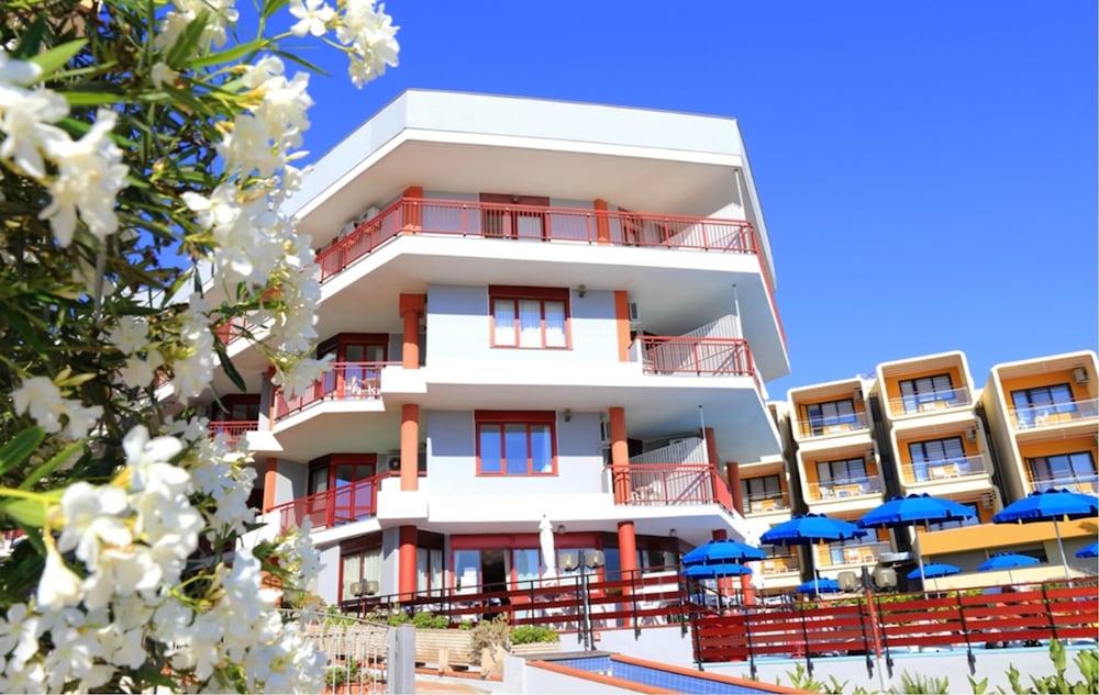 Hotel Soleado Alghero Esterno foto