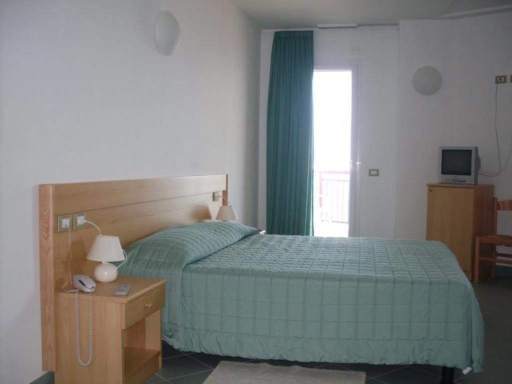 Hotel Soleado Alghero Esterno foto